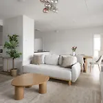 Urban Executive - 3bdr - Sauna - Free Parking