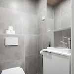 Apartman Urban Executive - 3bdr - Sauna - Free Parking *