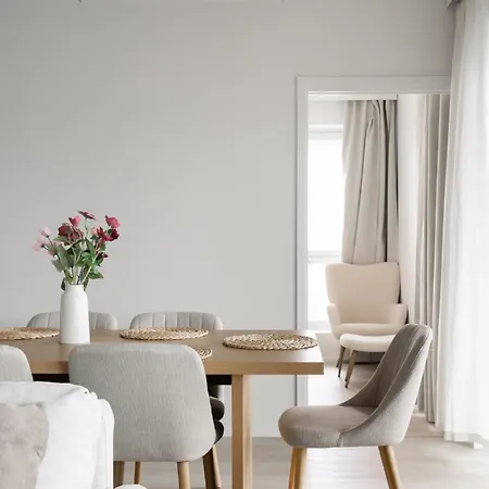 Urban Executive - 3bdr - Sauna - Free Parking