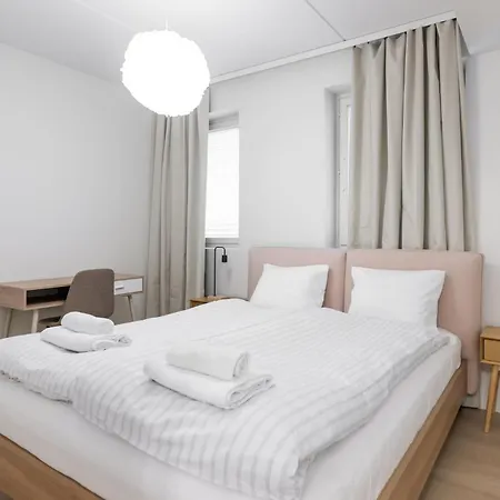 Urban Executive - 3bdr - Sauna - Free Parking *