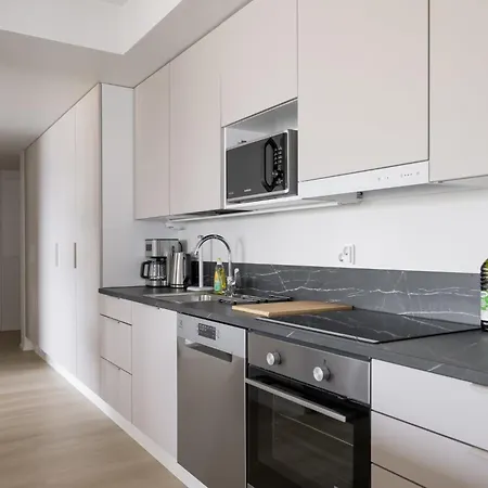 Urban Executive - 3bdr - Sauna - Free Parking *