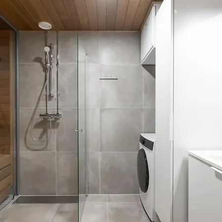 Urban Executive - 3bdr - Sauna - Free Parking Apartmán