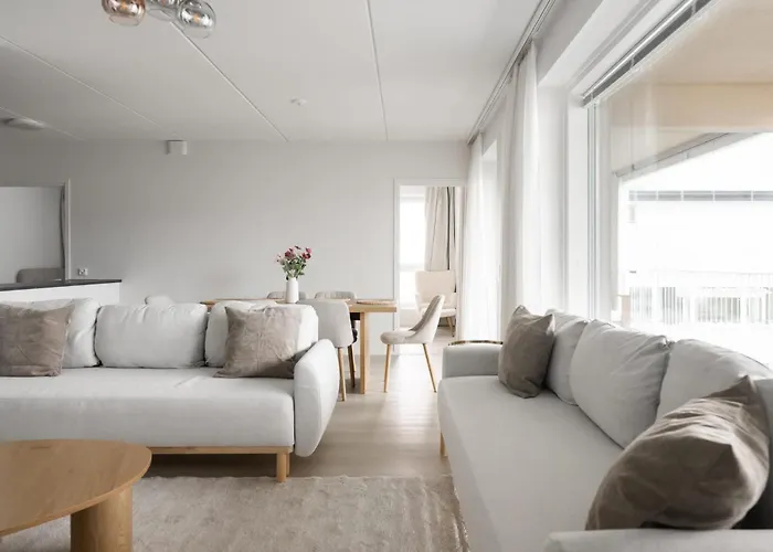 Urban Executive - 3bdr - Sauna - Free Parking Apartament