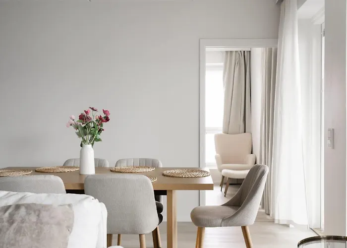 Urban Executive - 3bdr - Sauna - Free Parking